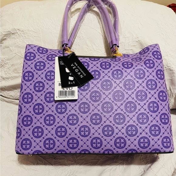 Purple purse large stunning gift new with clutch 2 piece set VEGAN LEATHER - Picture 2 of 14